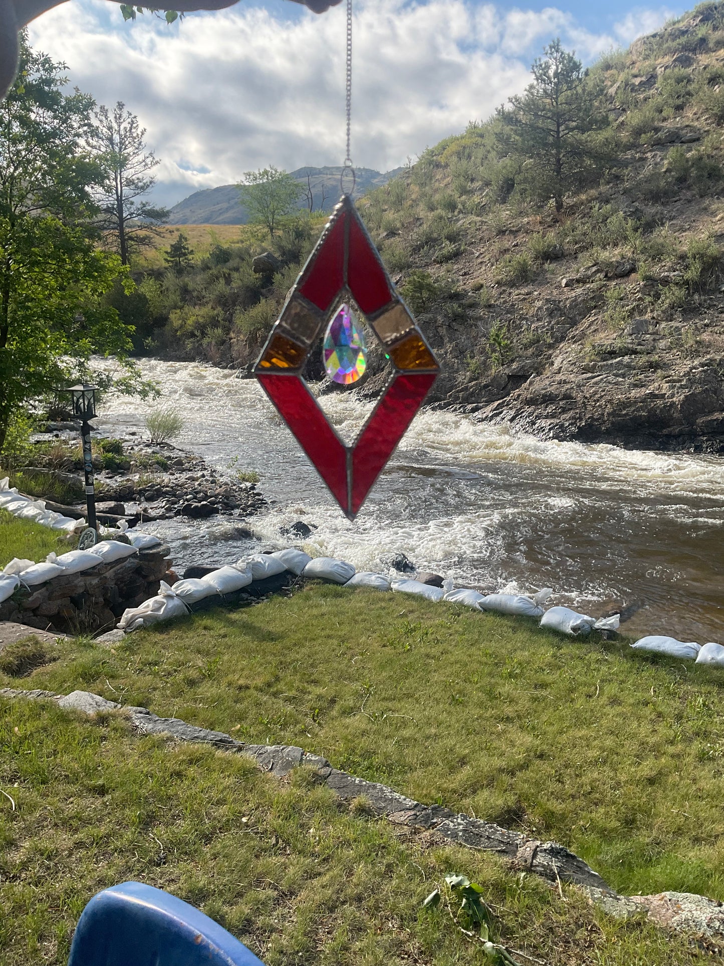 Tri-Color Twisted Wire Suncatcher
